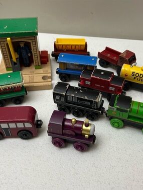 VTG Thomas The Train Wooden Train Lot Conductor Shed Dumper Lady Bertie Jewel